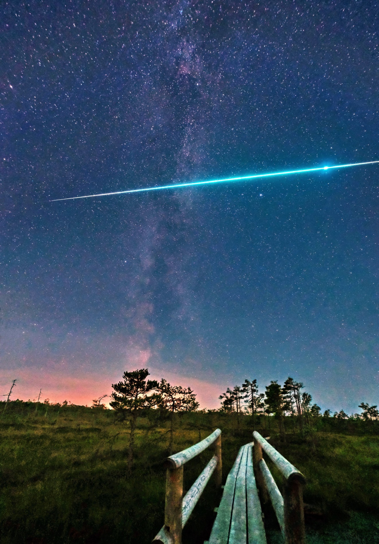 «Метеор 08.2026» раздел «Астрофотография». «Снято на Fuji XS10 + Sigma 10-18/2.8»