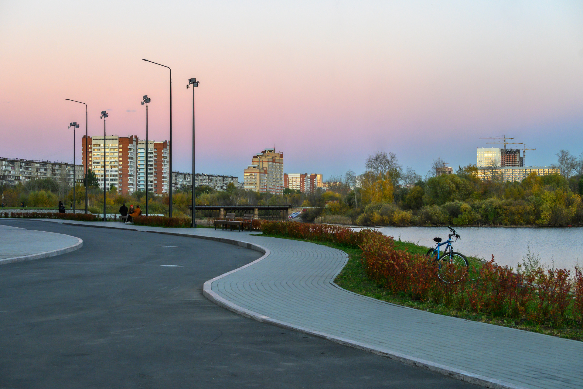 «***» раздел «Городской пейзаж». «Челябинск, река Миасс. 9 октября 2026 г.»