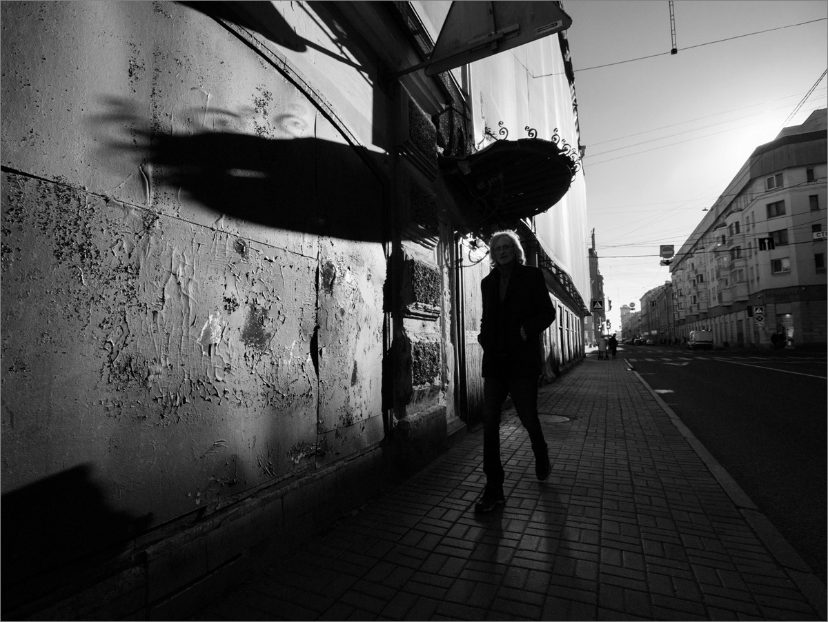 «***» раздел «Жанр». «Panasonic-G7 + Olympus 9-18mm. СПб, 2026г.»