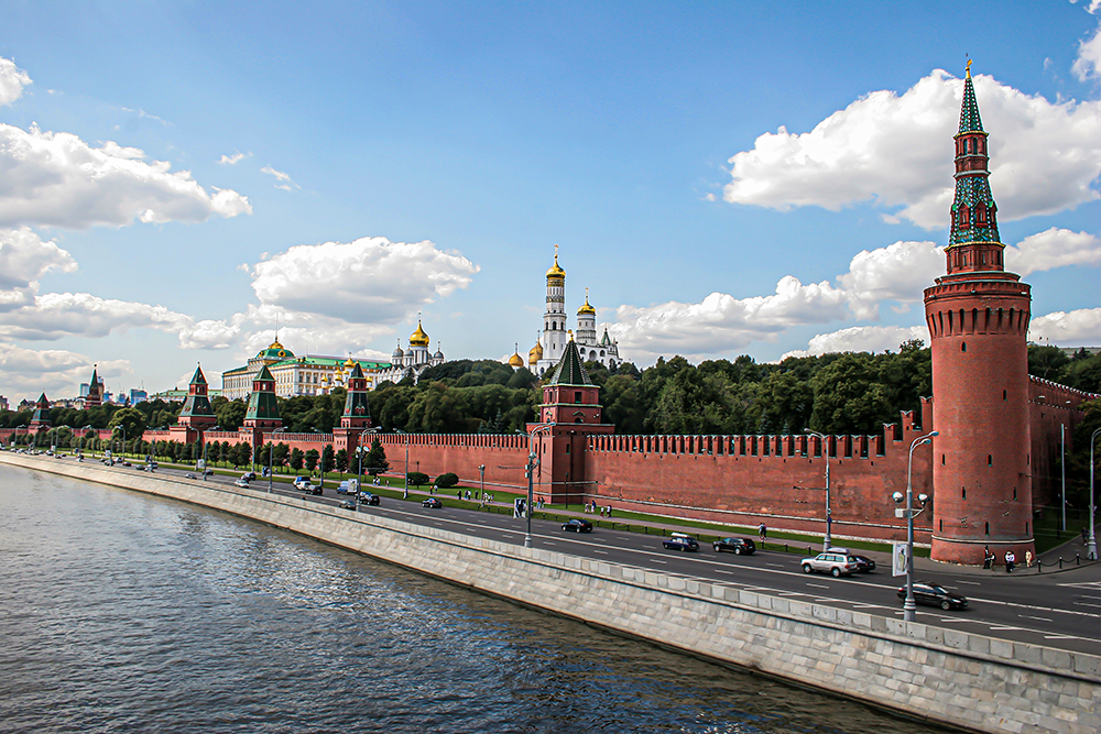 «Кремль» раздел «Городской пейзаж, Жанр, Архитектура. Памятники. Интерьер». «»