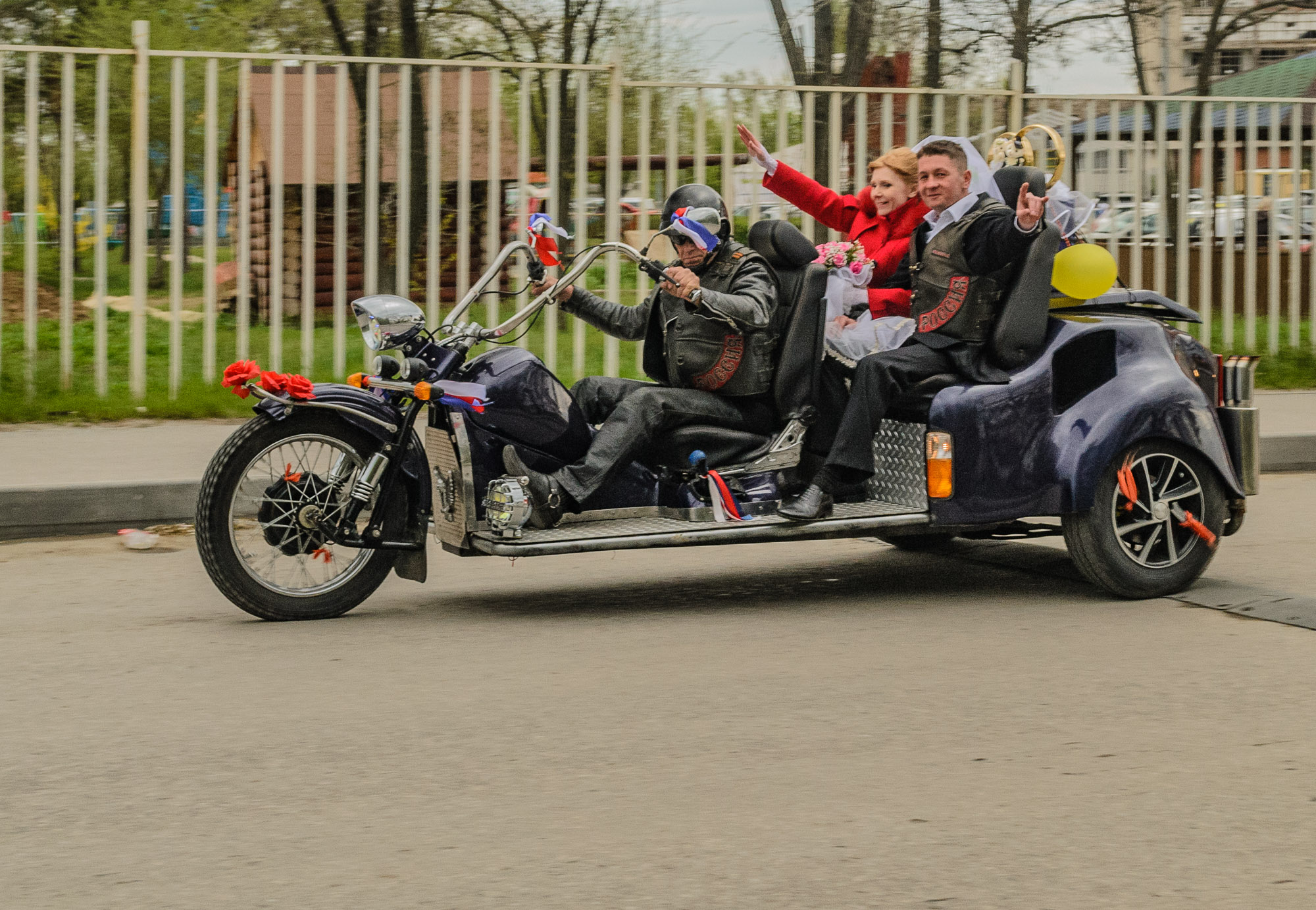 «a biker's wedding» раздел «Свадебная фотография, Папарацци, Репортаж». «свадьба байкера из клуба "Ночные волки"»