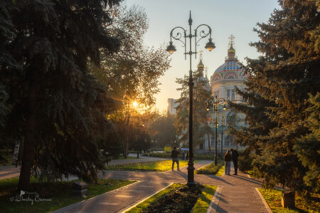 Золотой час у Вознесенского собора...