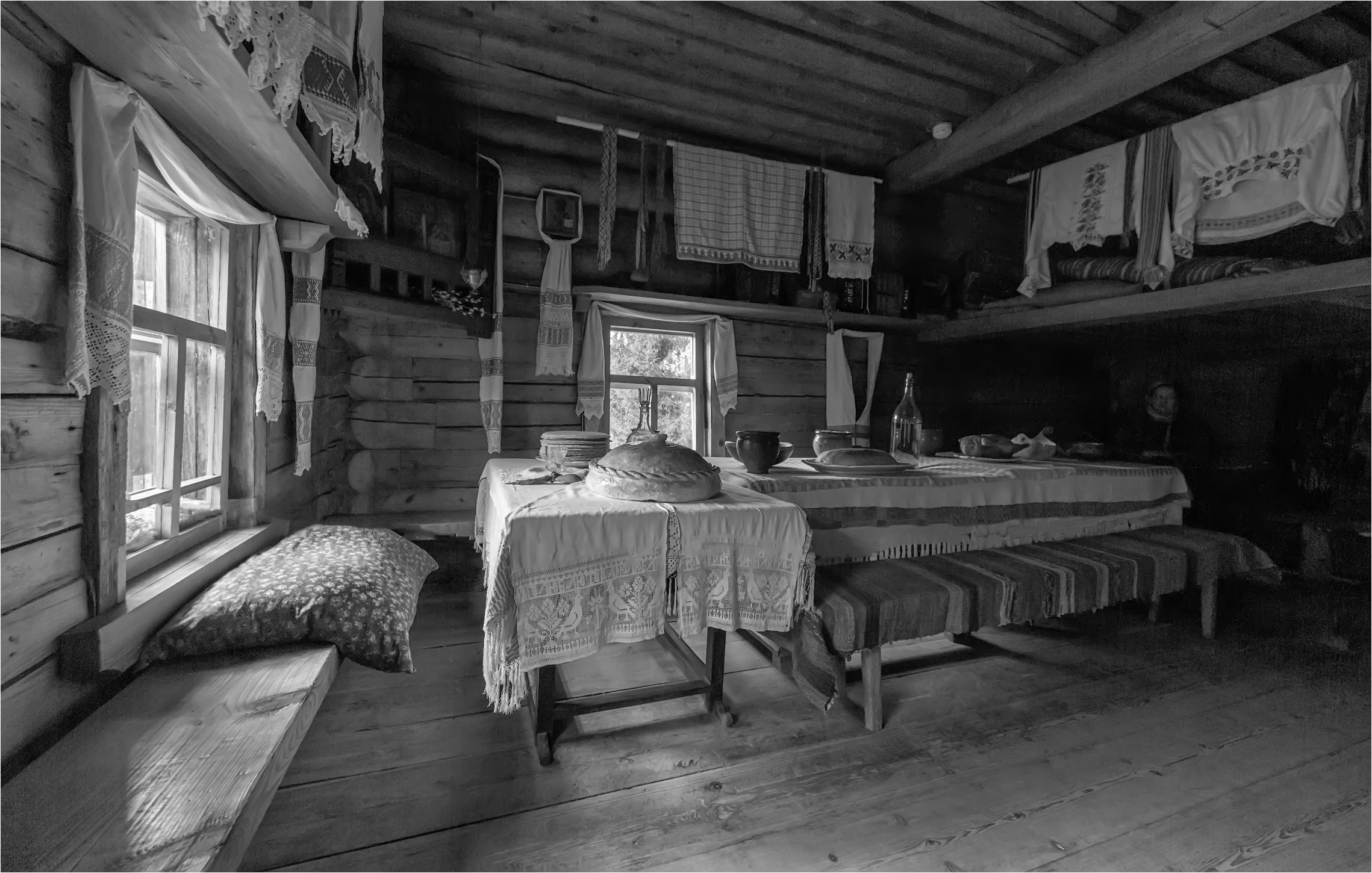 «***» раздел «Архитектура. Памятники. Интерьер, Путешествия. Туризм». «Интерьер избы в музее "Витославлицы"»