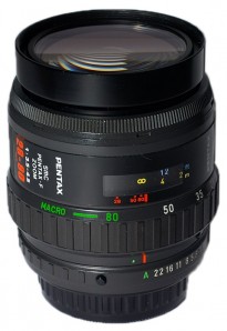 PENTAX SMC F 28-80 mm f/3.5-5.6