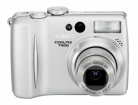 NIKON Coolpix 7900