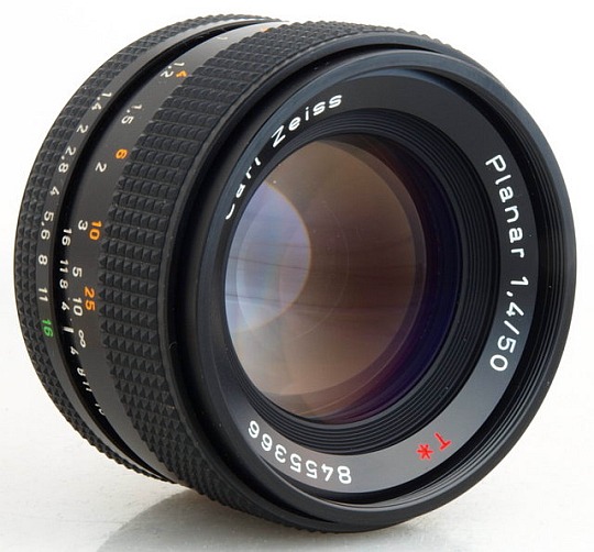 CONTAX CARL ZEISS PLANAR T 50 mm f/1.4 ZF NIK