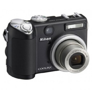 NIKON Coolpix P5000
