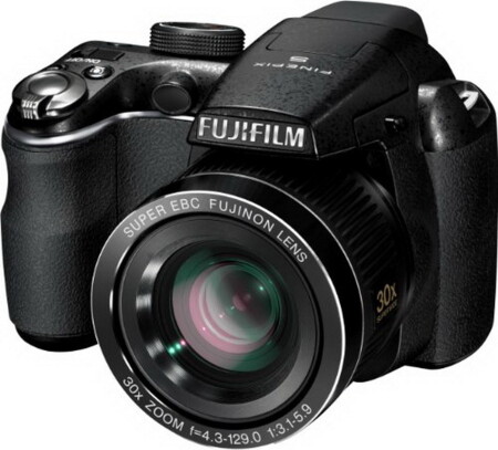FUJIFILM FinePix S4000
