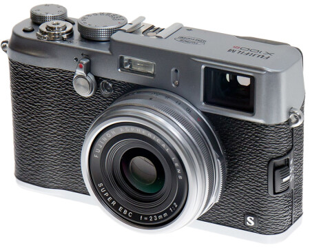 FUJIFILM FinePix X100