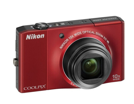 NIKON Coolpix S8000