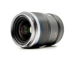 Sirui Sniper 16mm f/1.2 AF 